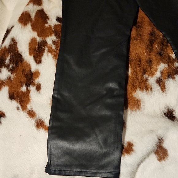 Edgely Black Faux Leather Straight Leg Pants Sz 14 Reg - Picture 10 of 13